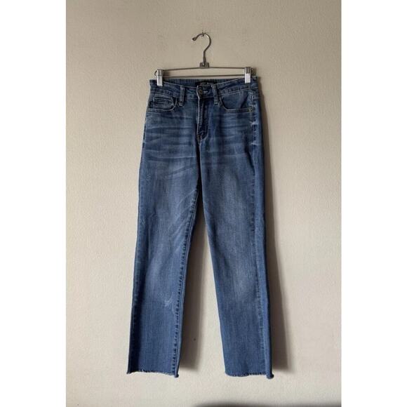 Judy Blue Women’s Size 0/24 Boyfriend Fit Jeans Distressing Crop Frayed Hem - Picture 1 of 9